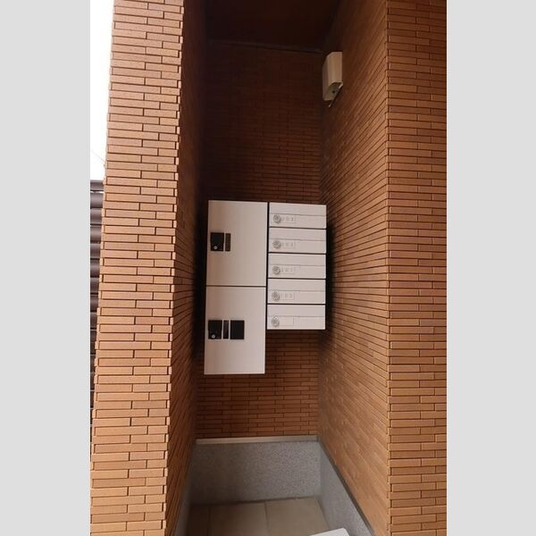 カーサ　フィオーレ小竹町 郵便BOXと宅配BOX