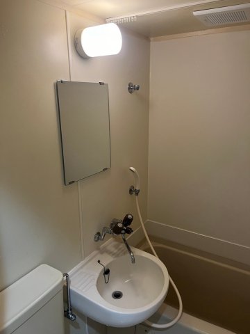 パンシオン読売ランド前A棟101号室 洗面