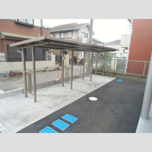 フェリース(Feliz)101号室 駐輪場