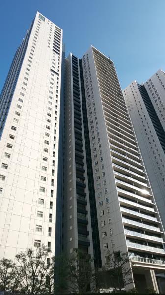 ワールドシティタワーズ　ブリーズタワー 外観