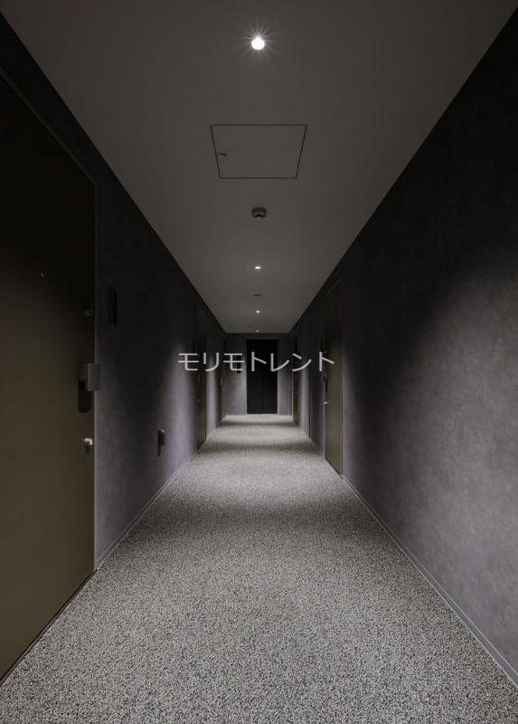 イプセ初台4階 共用廊下