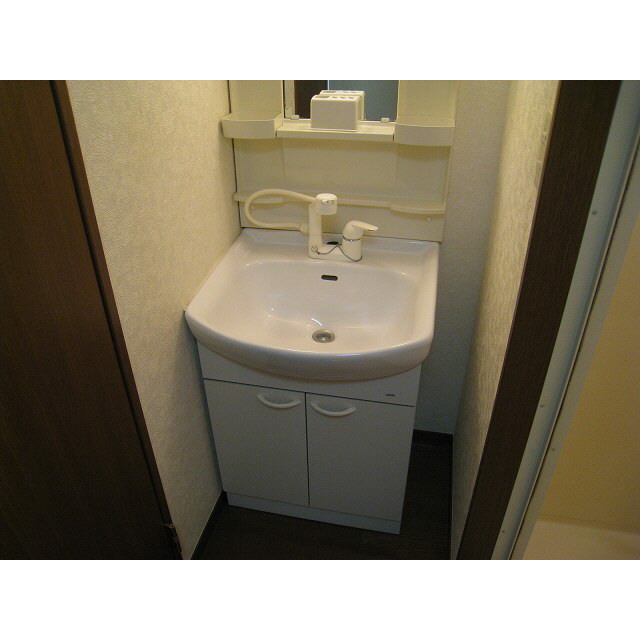 アンプルール ベトン 川口202号室 内観