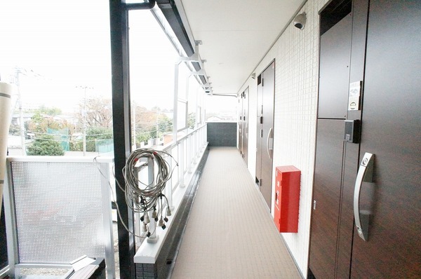 リブリ・フォレスタⅡ エントランス