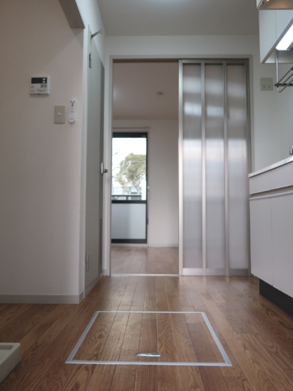 コースト京葉2階 内観