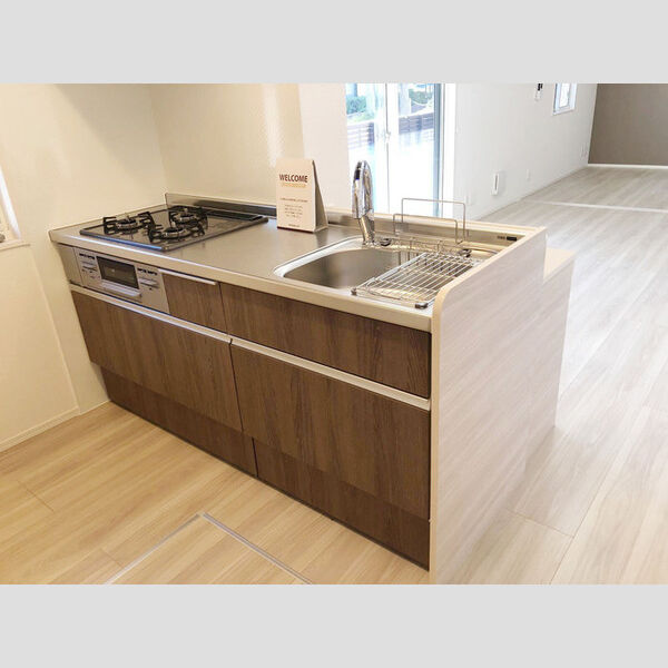 TORISIA　N102号室 対面システムキッチン
