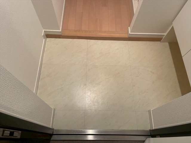 ヴェルステージ秋葉原ＥＡＳＴ5階 玄関