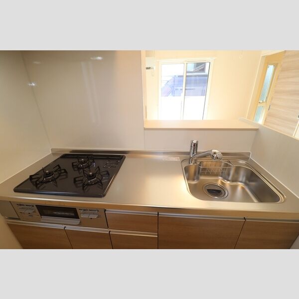 レセア花小金井201号室 三口ガスコンロ