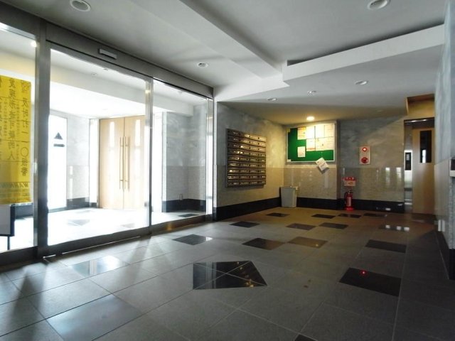 サンテミリオン早稲田駅前弐番館6階 エントランス