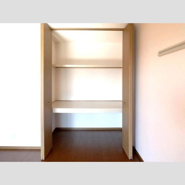 フレシール　A201号室 洋室　物入