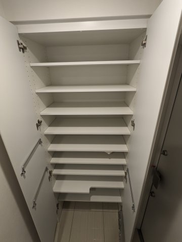 アジールコート板橋本町0805号室 収納