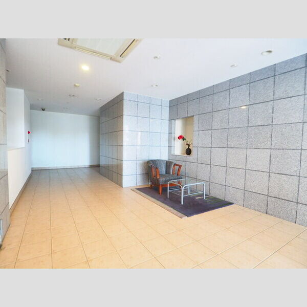 ジェイ・エス・ティ横浜東701号室 ロビー