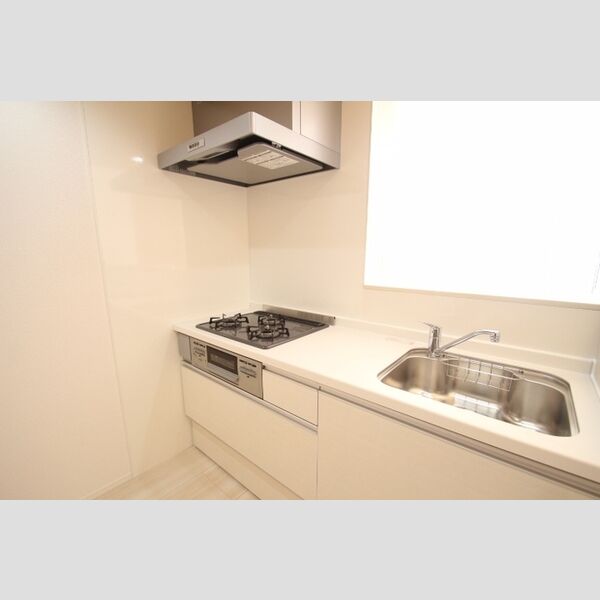 アナシエ鹿浜 3口コンロ付きシステムキッチン