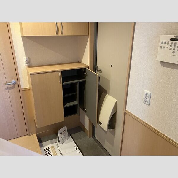 Ciel(シエル)　GG号室 玄関