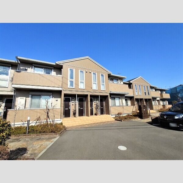 ジュパンスクルート205号室 建物外観