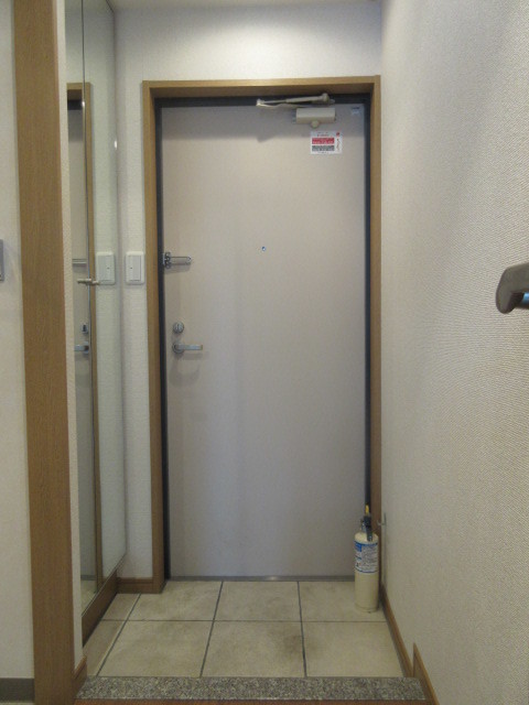 アクトフォルム江古田 玄関