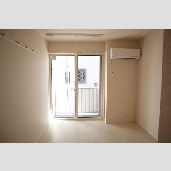 エンペラー　A101号室 洋室