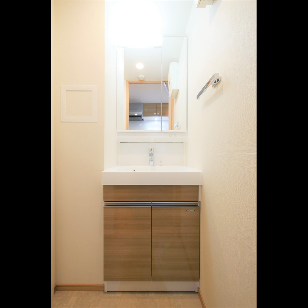 ハーモニーレジデンスパレスフロント2階 内観