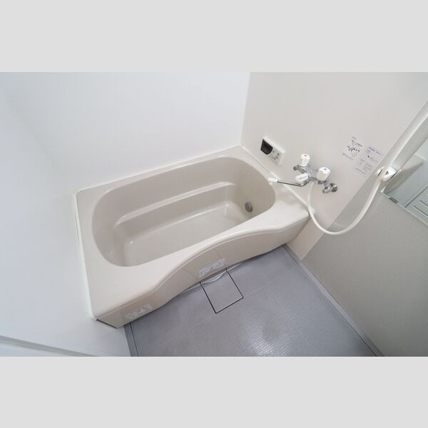 パシ・アージュパルコ105号室 浴室