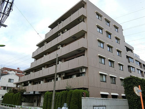 ライオンズマンション成城 建物外観　※2017年10月撮影