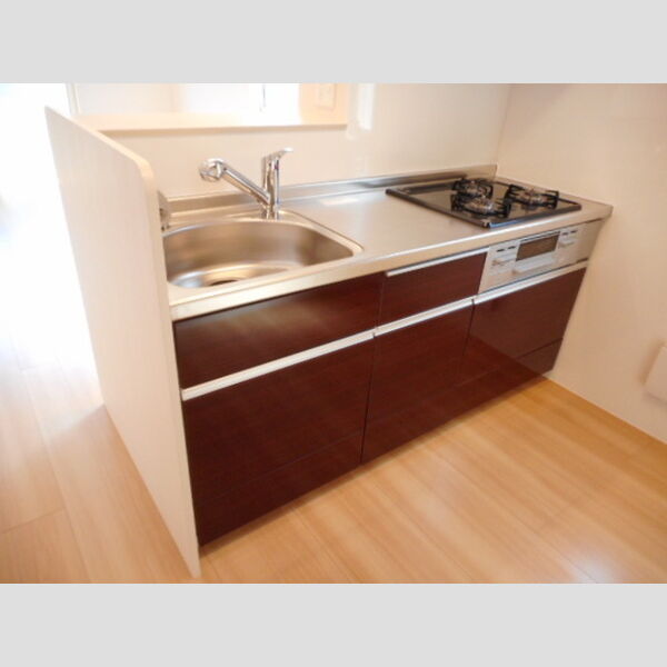 アイビーコートT 対面式3口ガスコンロ付システムキッチン