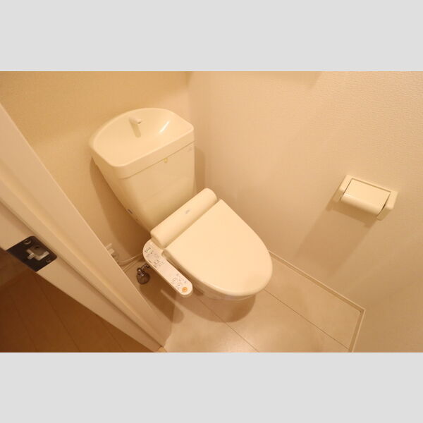 ソフィアクレール　B102号室 温水洗浄暖房便座