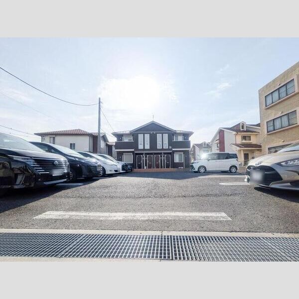 ルピナス　A 駐車場