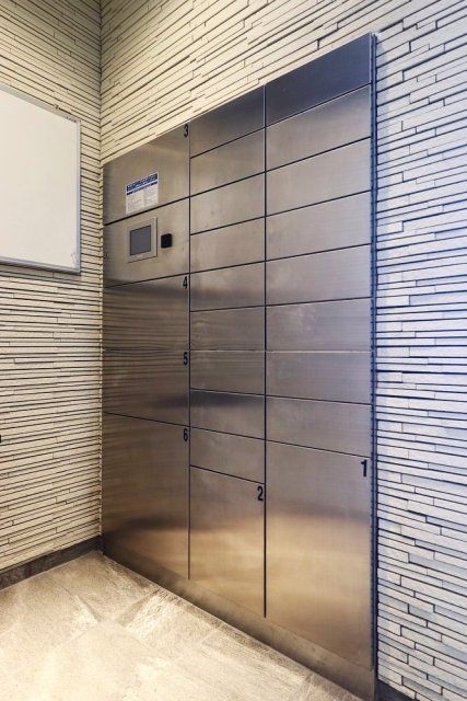 ＤｅＬＣＣＳ白山8階 宅配BOX