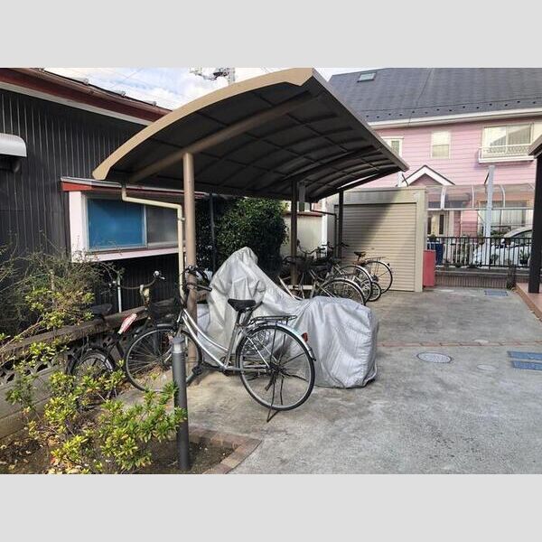 パークフロント八幡 駐輪場