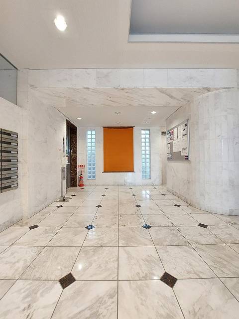 ガラ・シティ笹塚駅前5階 清潔なエントランスです