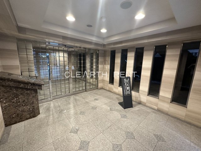 パレステュディオ飯田橋12階 ☆気品溢れる美しい天然石のエントランスホール☆