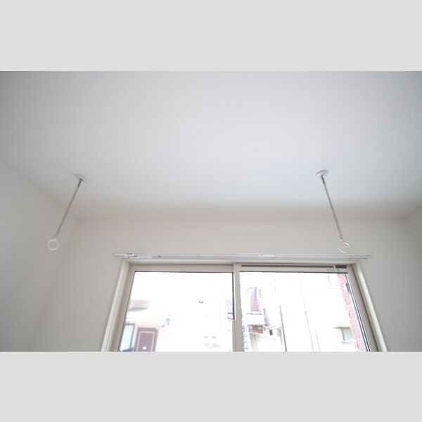 ノーバヤ　カナヤ101号室 室内物干