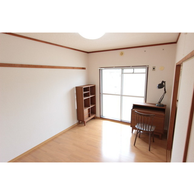 ハイツ鍵和田203号室 内観