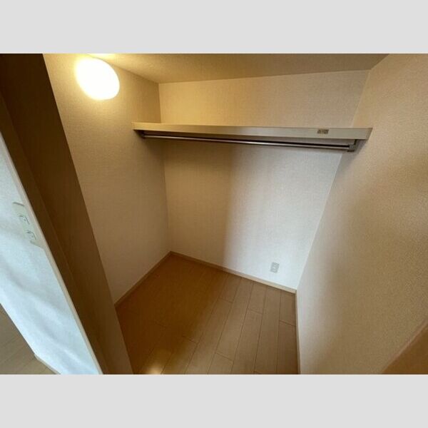 ロイヤルコート ウォークインクローゼット