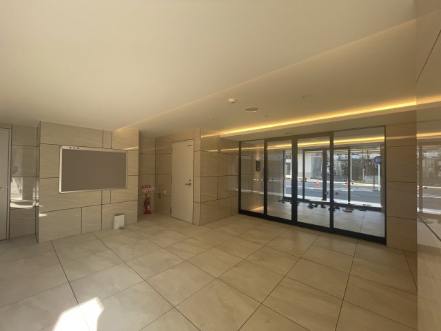 エヌステージ秦野駅前1001号室 エントランス