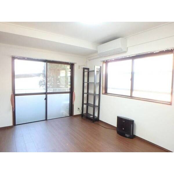 スクエア国立 リビング