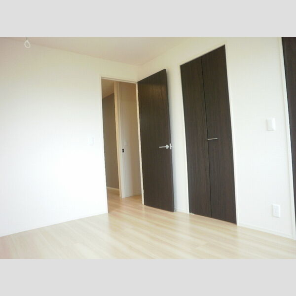 リヴェール201号室 洋室