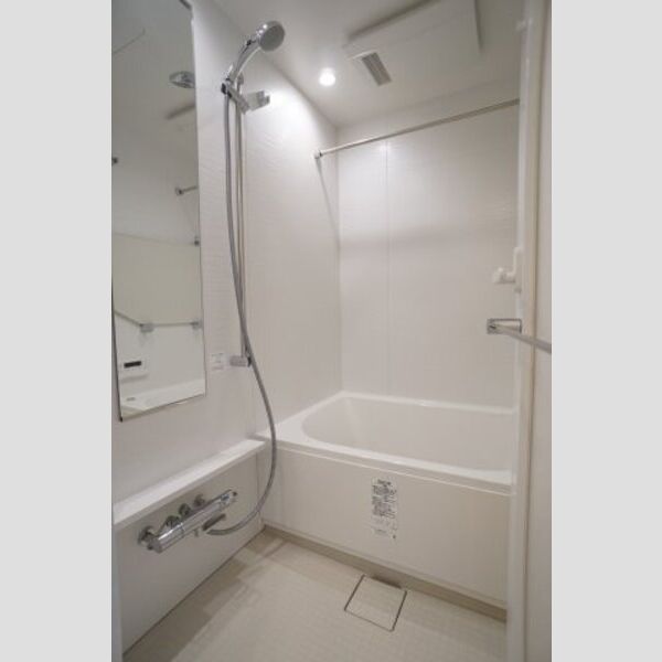 プライムメゾン森下WEST211号室 お風呂