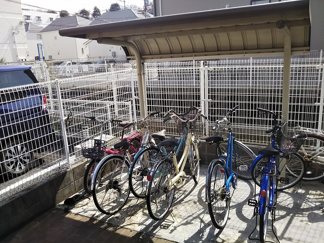 レオパレスエスペランサ203号室 駐輪場完備