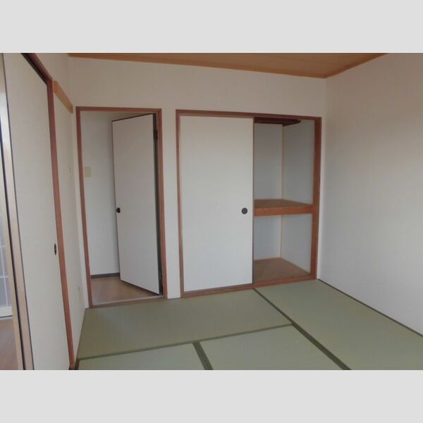 エステート根岸台206号室 同建物別部屋の参考画像