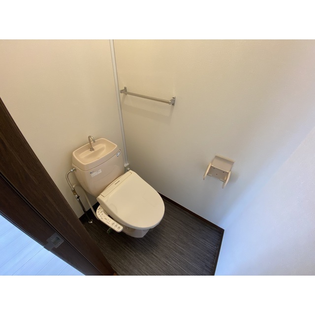 コスタル杉田203号室 内観