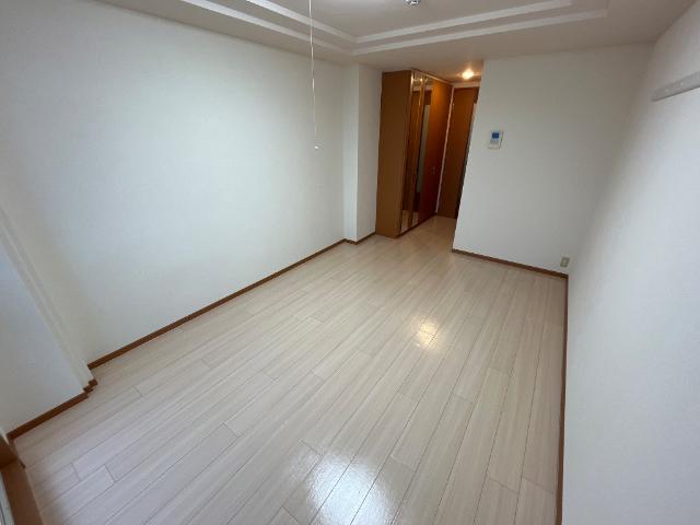 プリエール宮本302号室 室内