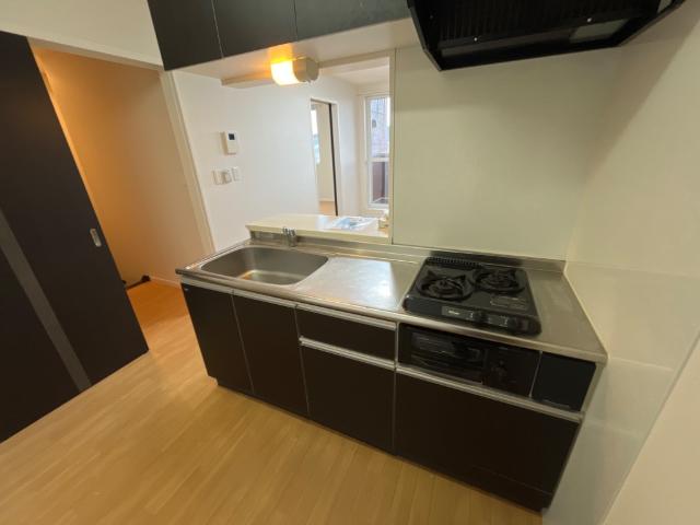 エクセレントヒルズ201号室 キッチン