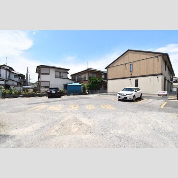 ドエル201号室 駐車場