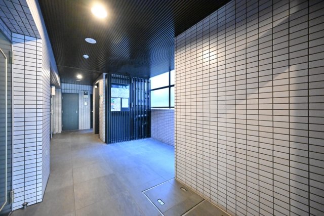 Apartment祐天寺 エントランス