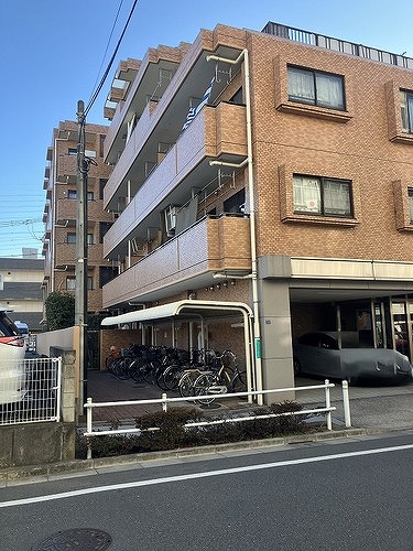 ライオンズマンション新高島平 建物外観別角度　※2026年1月撮影
