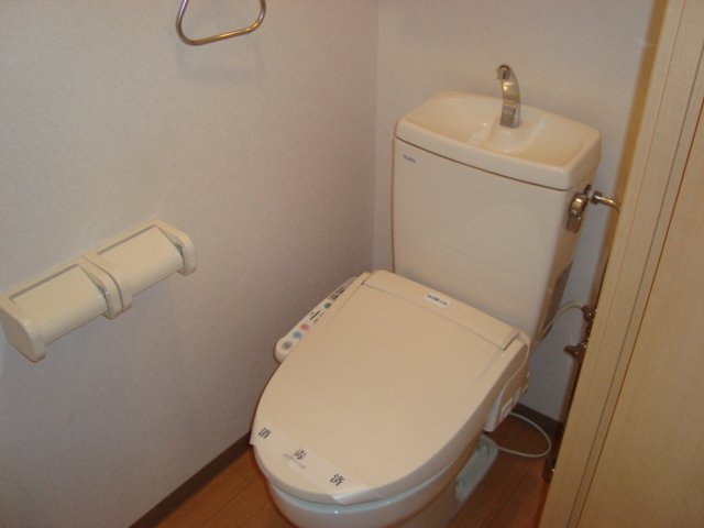 エスポアール・エルク307号室 シャワー付トイレ