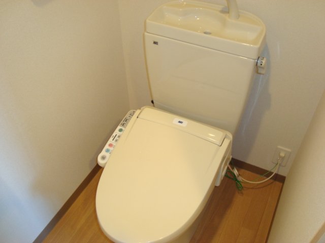 ラビランスＢ シャワー付トイレ