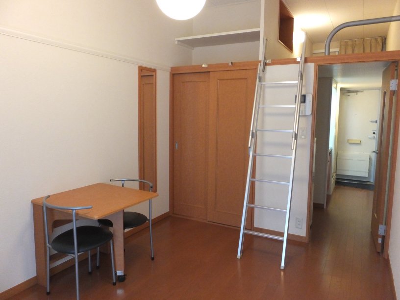 レオパレス本北方 内観