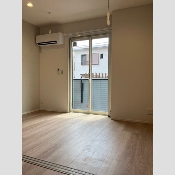 ノーブルヴィラ南浦和101号室 洋室