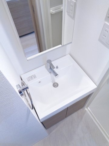 ＡＺＥＳＴ阪東橋401号室 洗面